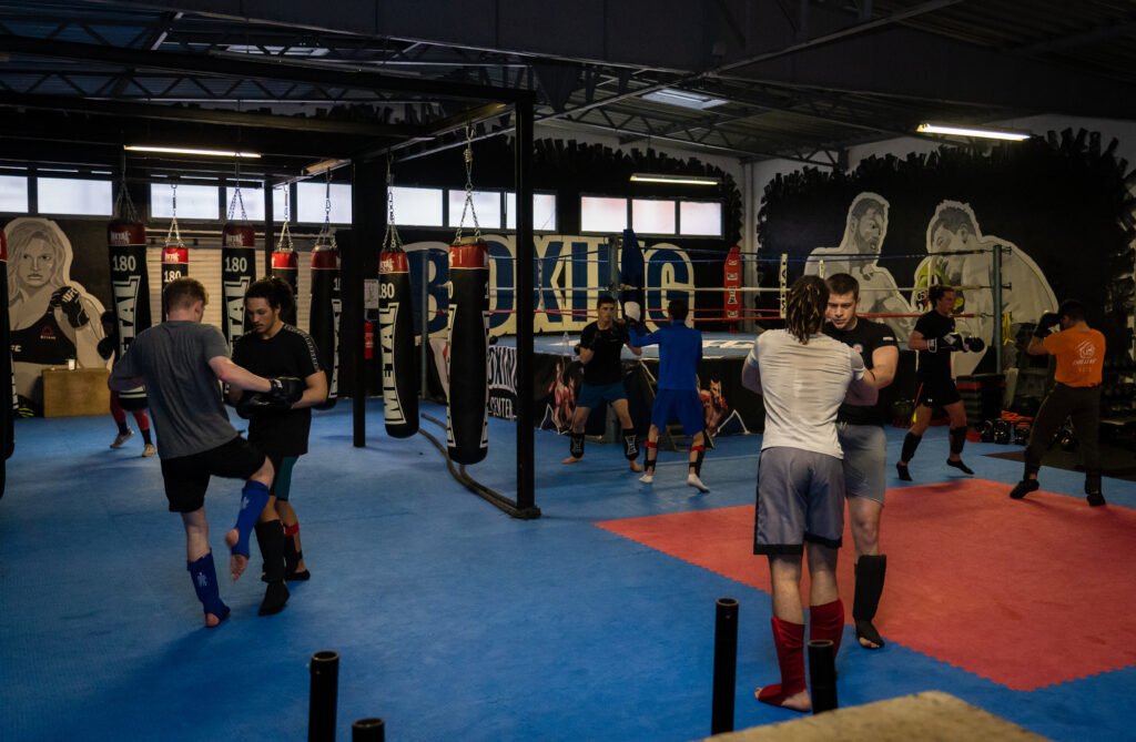 Salle de sport au centre ville de Toulouse proposant des cours de boxe toutes disciplines et tous niveaux.